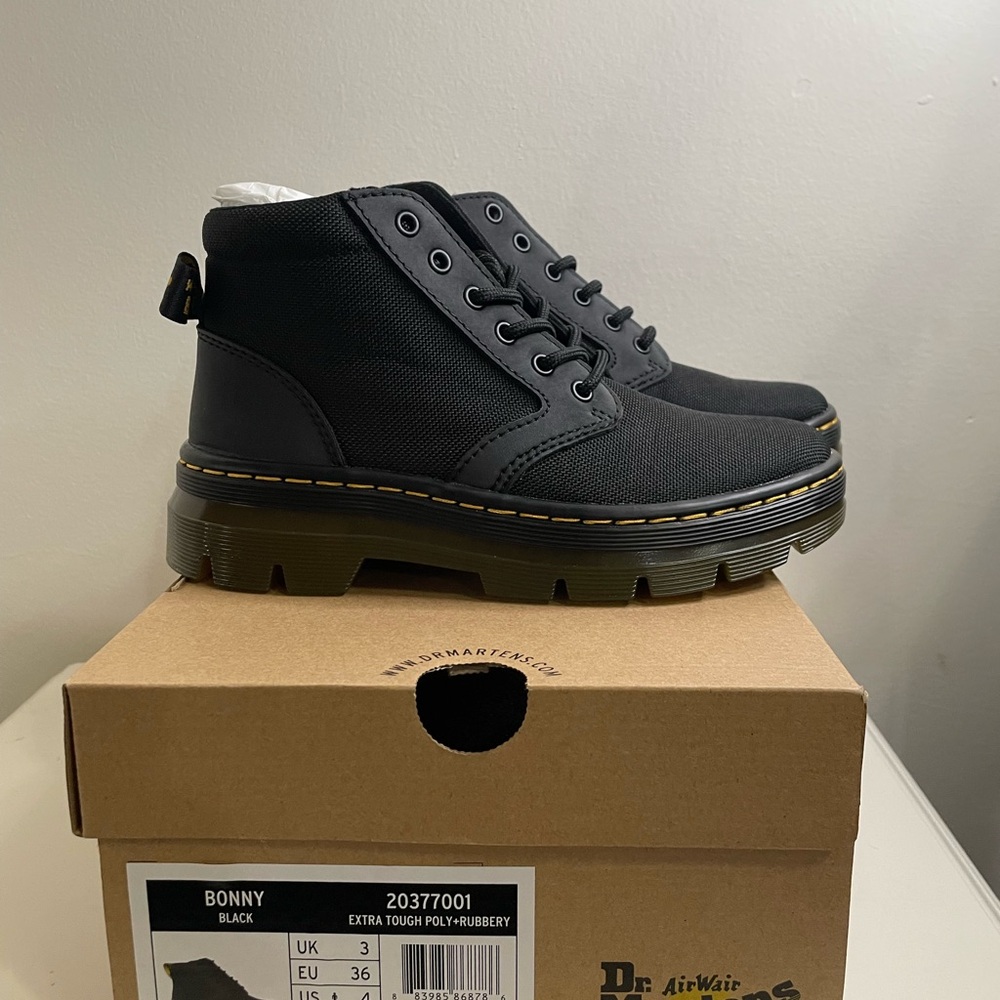DR. MARTENS BONNY BOOTIES